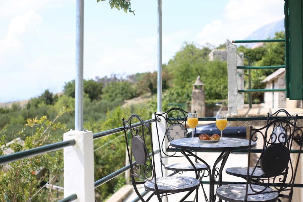 Holiday Home Aria Подгора Екстериор снимка