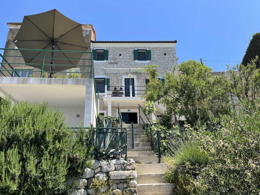 Holiday Home Aria Подгора Екстериор снимка